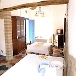Casa Camilla Sardegna Konukevi 4*